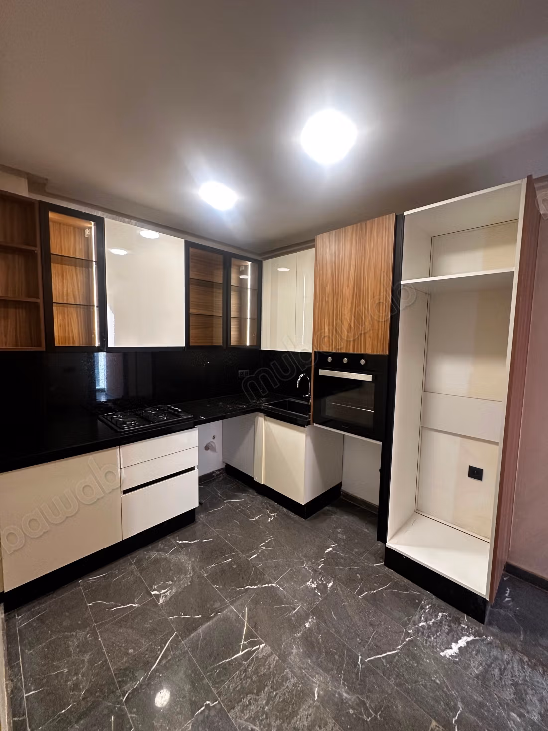Appartamento vicino a Marjane e Café L’Adresse