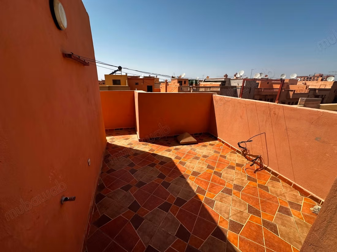 Appart 2 terrasse dernier étage villa Ain Mazouar