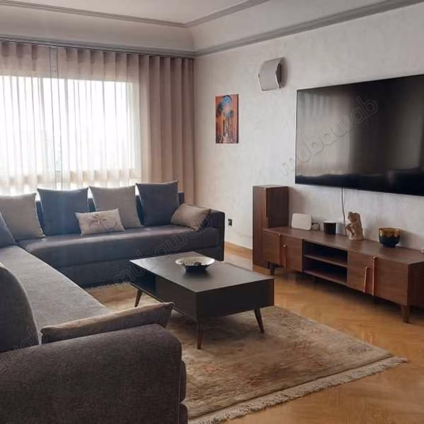 Appartamento in Affitto di 229.0 m² a Casablanca, Bourgogne Anfa