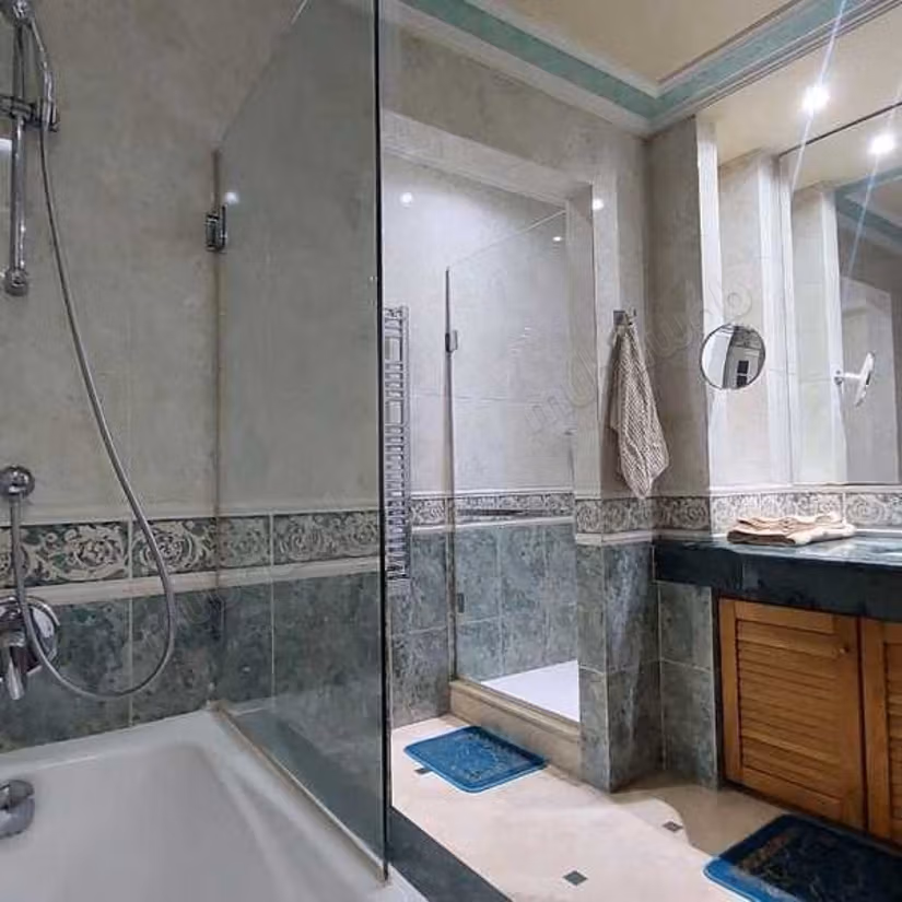 Appartamento in Affitto di 229.0 m² a Casablanca, Bourgogne Anfa