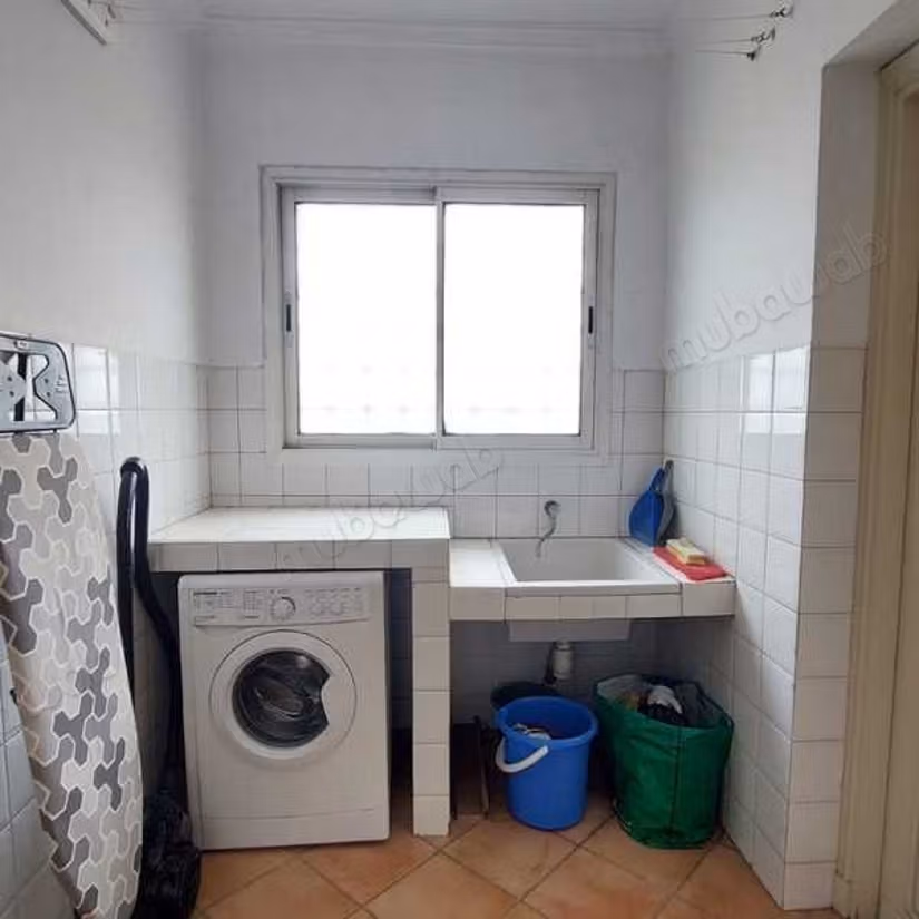 Appartamento in Affitto di 229.0 m² a Casablanca, Bourgogne Anfa