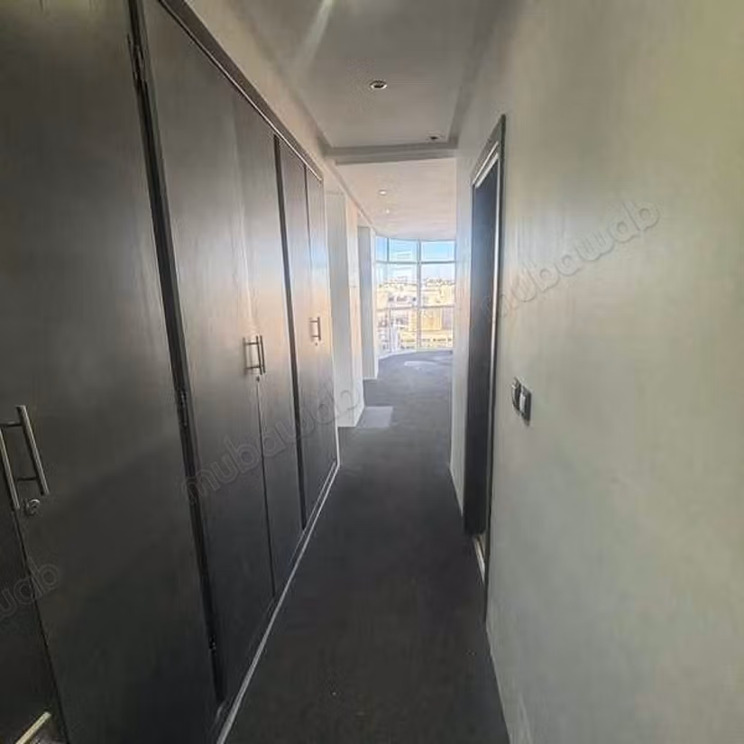 Bureau à Vendre de 146.0 m² à Casablanca, Bourgogne Sidi Belyout
