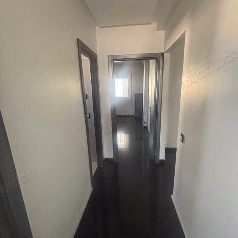 Bureau à Vendre de 146.0 m² à Casablanca, Bourgogne Sidi Belyout