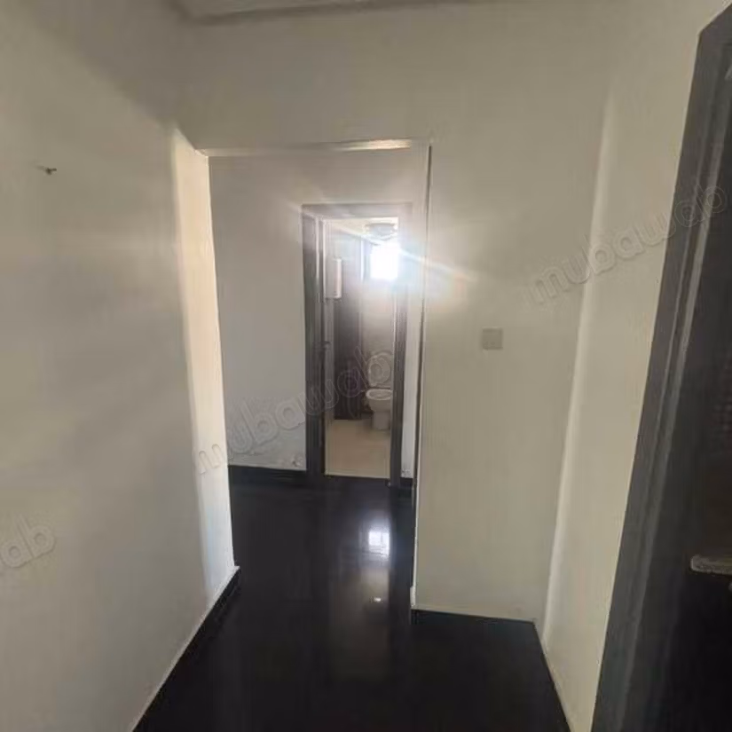 Bureau à Vendre de 146.0 m² à Casablanca, Bourgogne Sidi Belyout