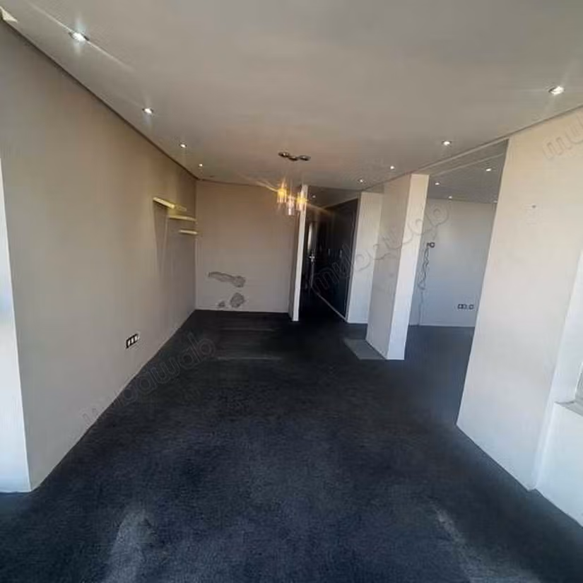 Bureau à Vendre de 146.0 m² à Casablanca, Bourgogne Sidi Belyout