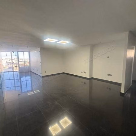 Bureau à Vendre de 146.0 m² à Casablanca, Bourgogne Sidi Belyout
