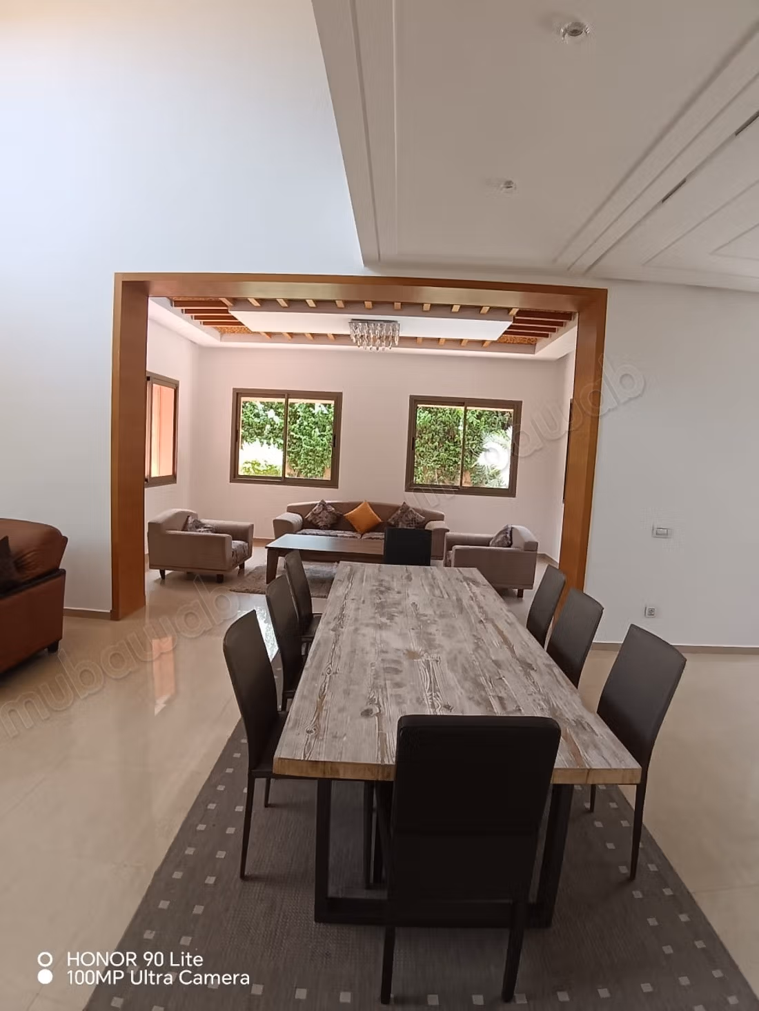 Furnished contemporary villa