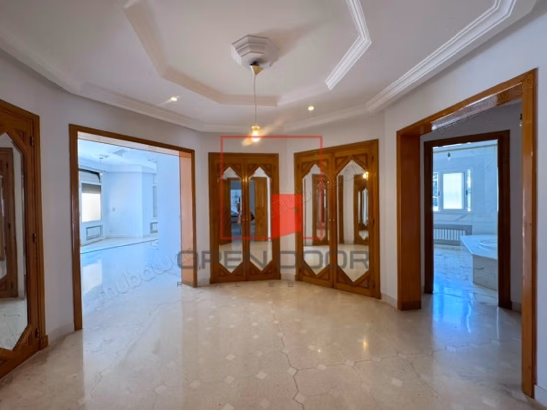 Villa de Prestige à La Marsa Cube