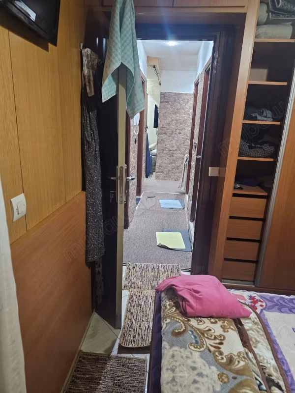 Vente d'un bel appartement à Hay Mohammadi.
Surface totale 47 m².
Salon traditionnel et porte blindée