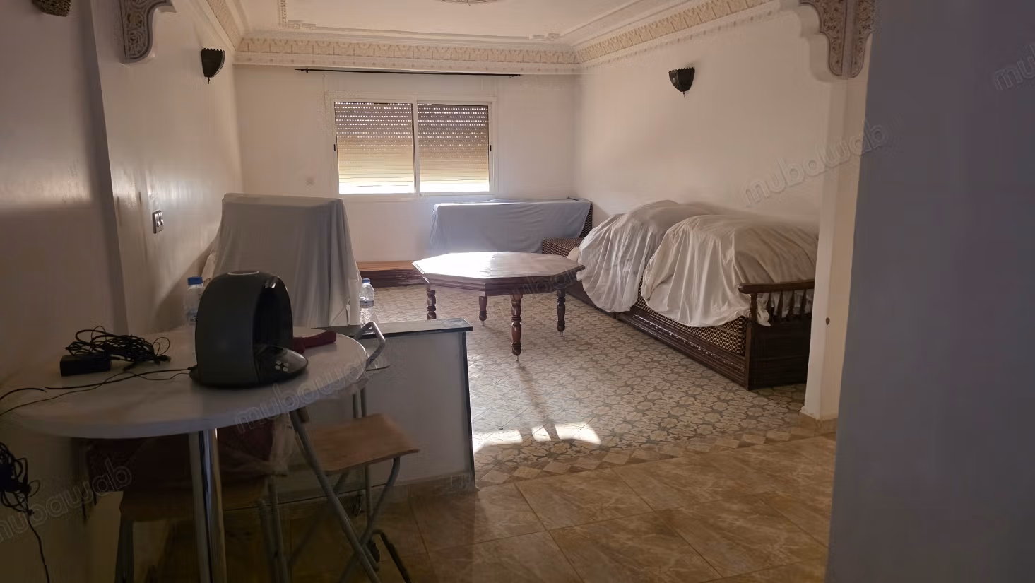 Appartamento in vendita a Meknes, Al-Basatin vicino alla stazione dei taxi grandi su strada Saadiyin, sulla strada principale