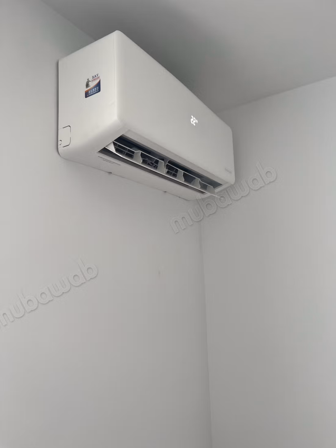 Encuentra un apartamento para comprar. 2 amplias áreas de estar. Muebles nuevos