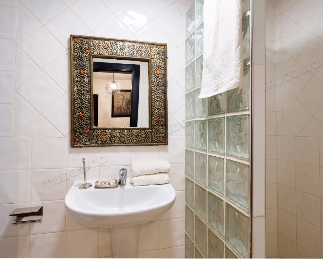 Furnished apartment 80 m² Pool Parking
