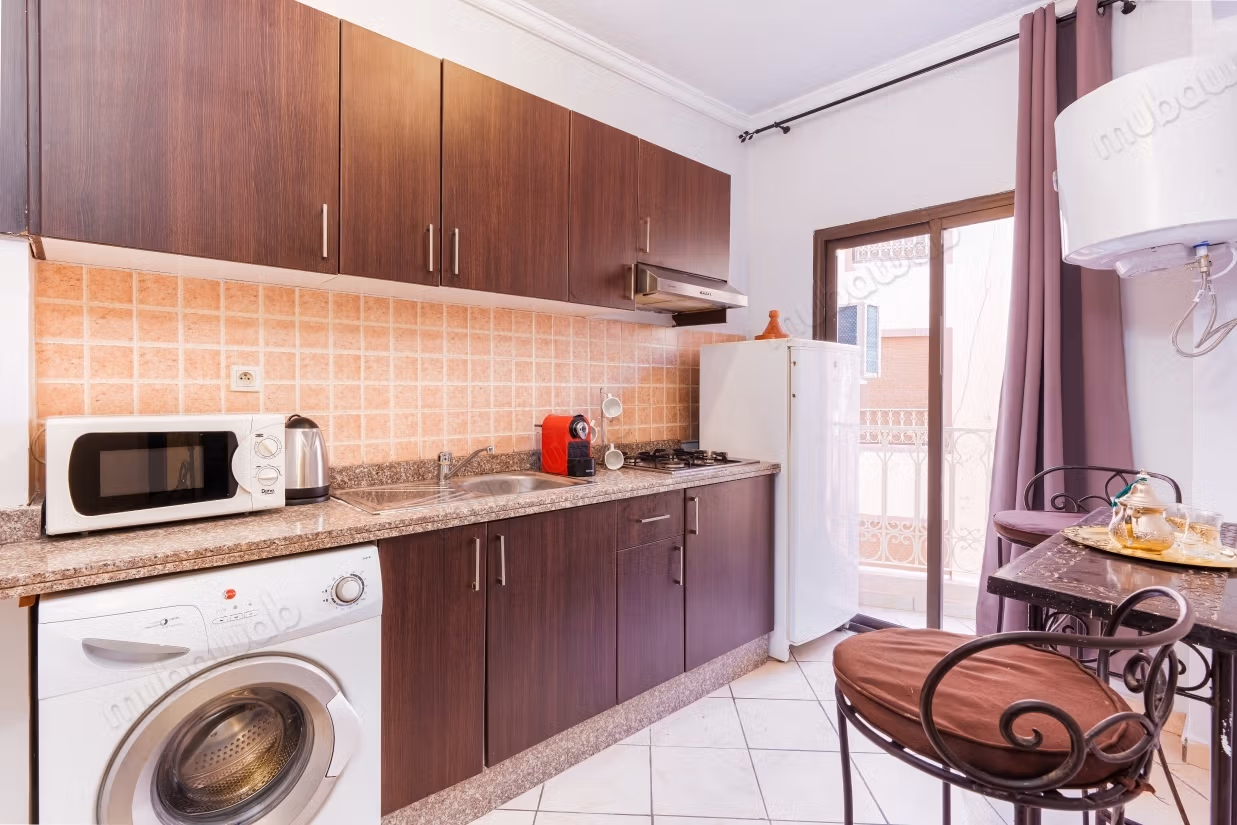 Furnished apartment 80 m² Pool Parking