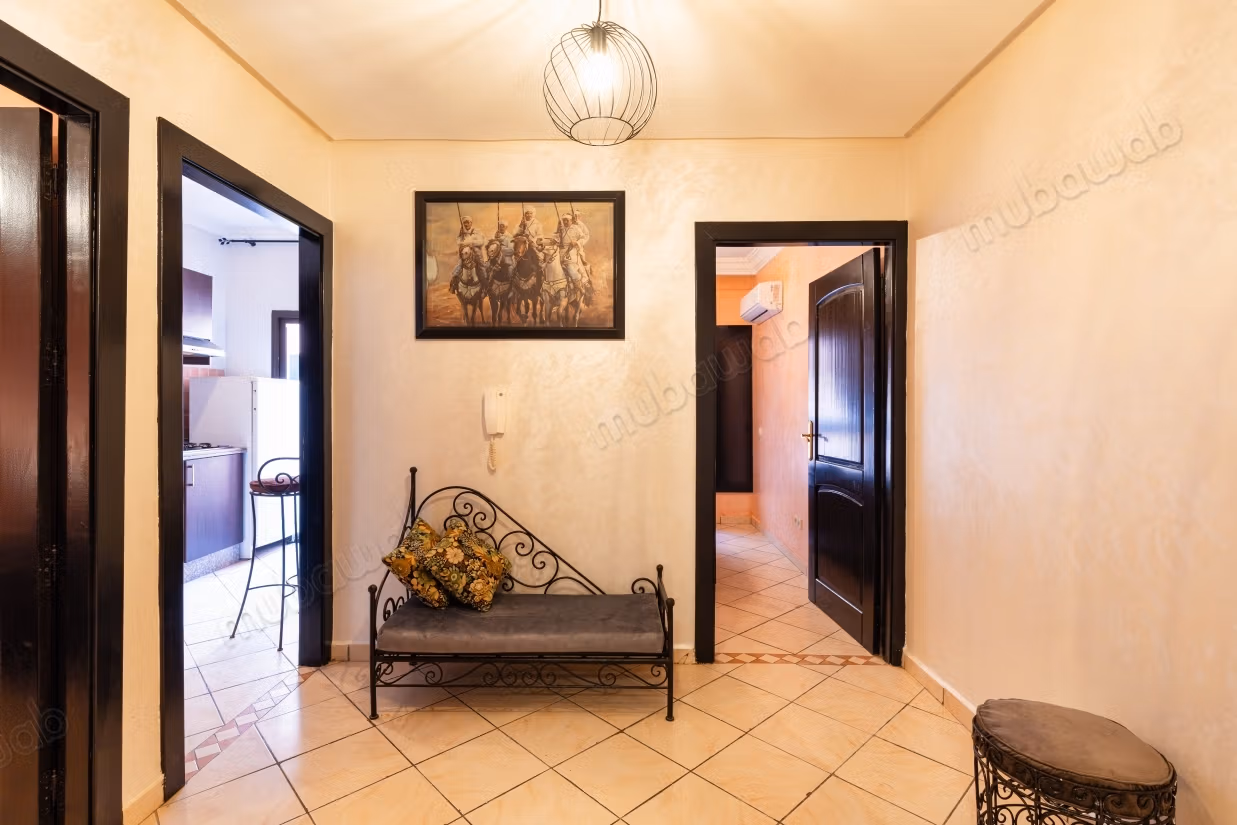 Furnished apartment 80 m² Pool Parking