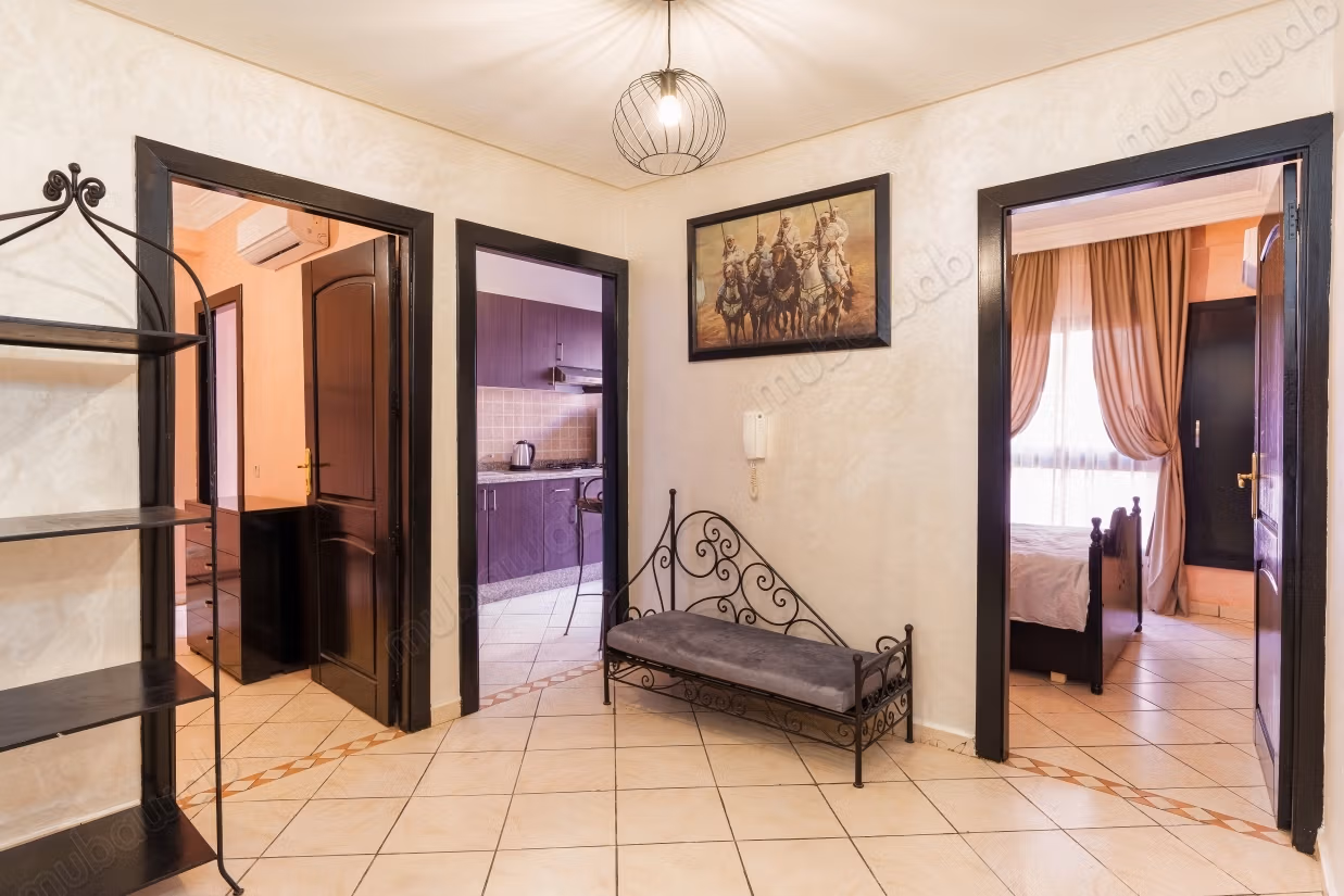 Furnished apartment 80 m² Pool Parking