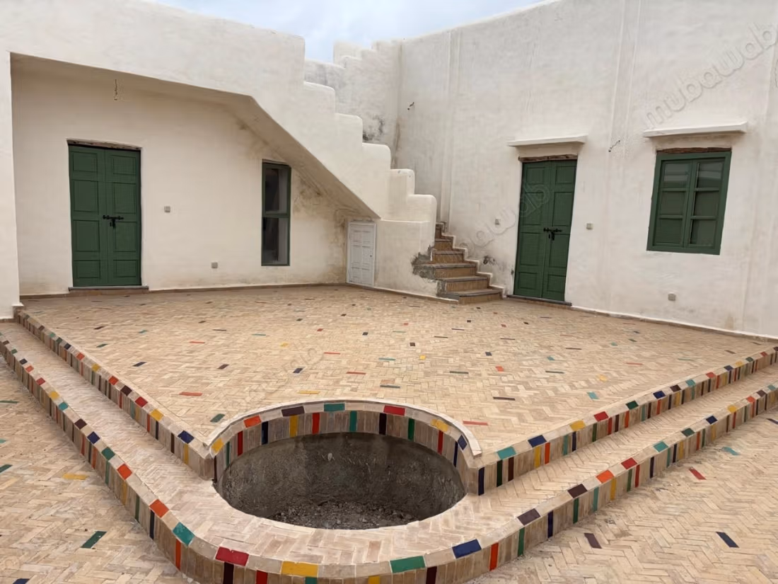 Magnifica villa in vendita a Douar Laarab. 5 camere confortevoli. Giardino e terrazza