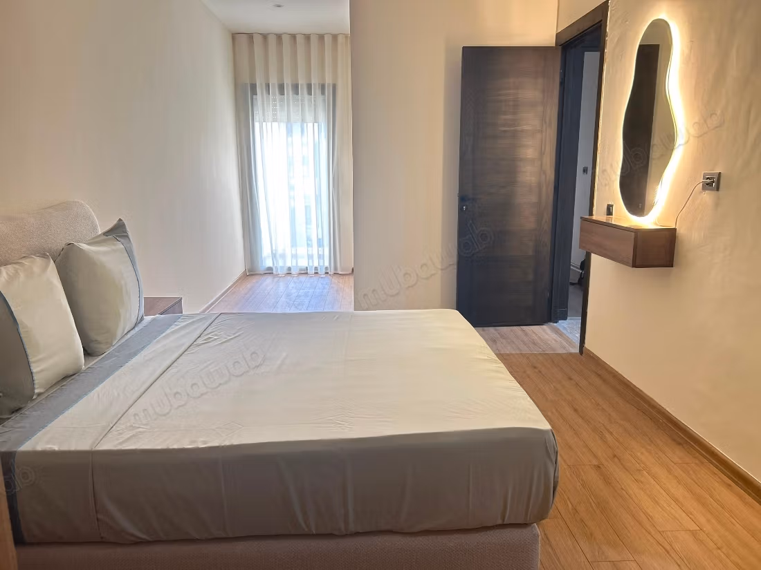 Bellissimo appartamento arredato con grande terrazza