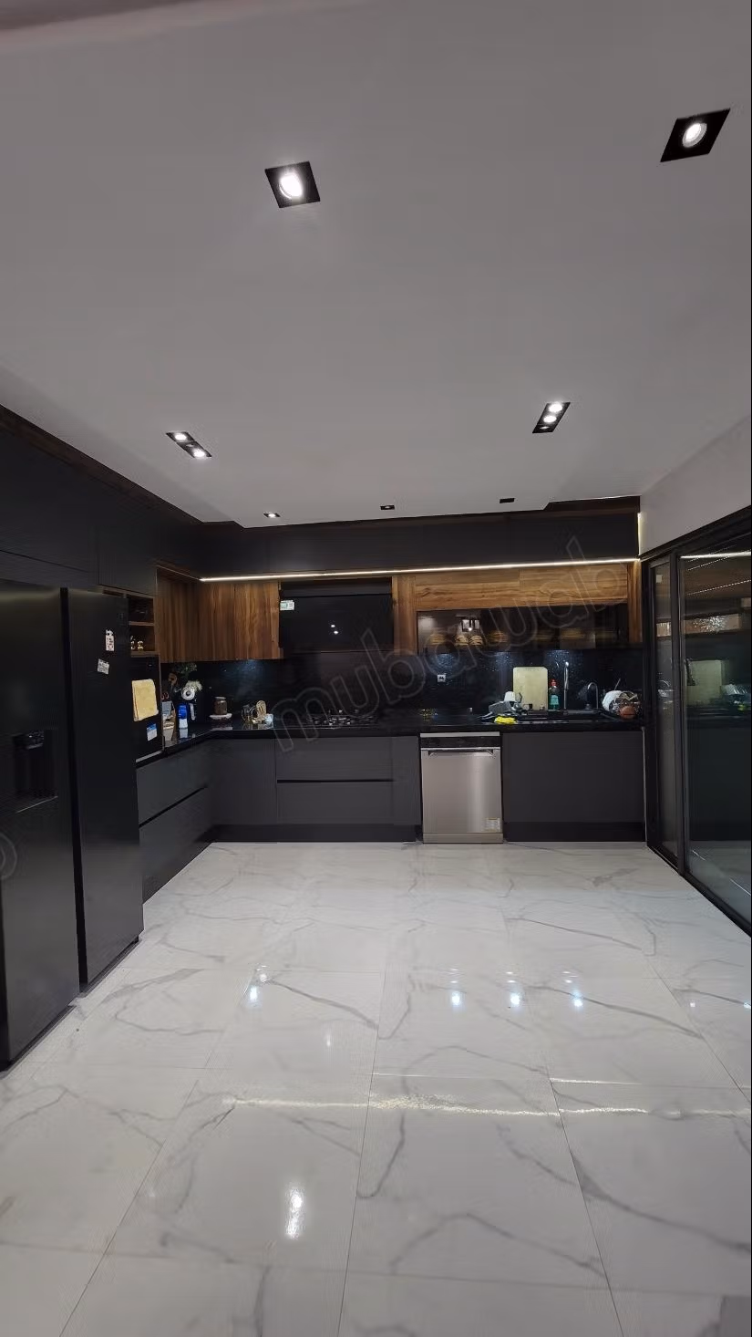 Villa neuve d'exception à vendre – Lotissement Messoudi, Skhirat Témara