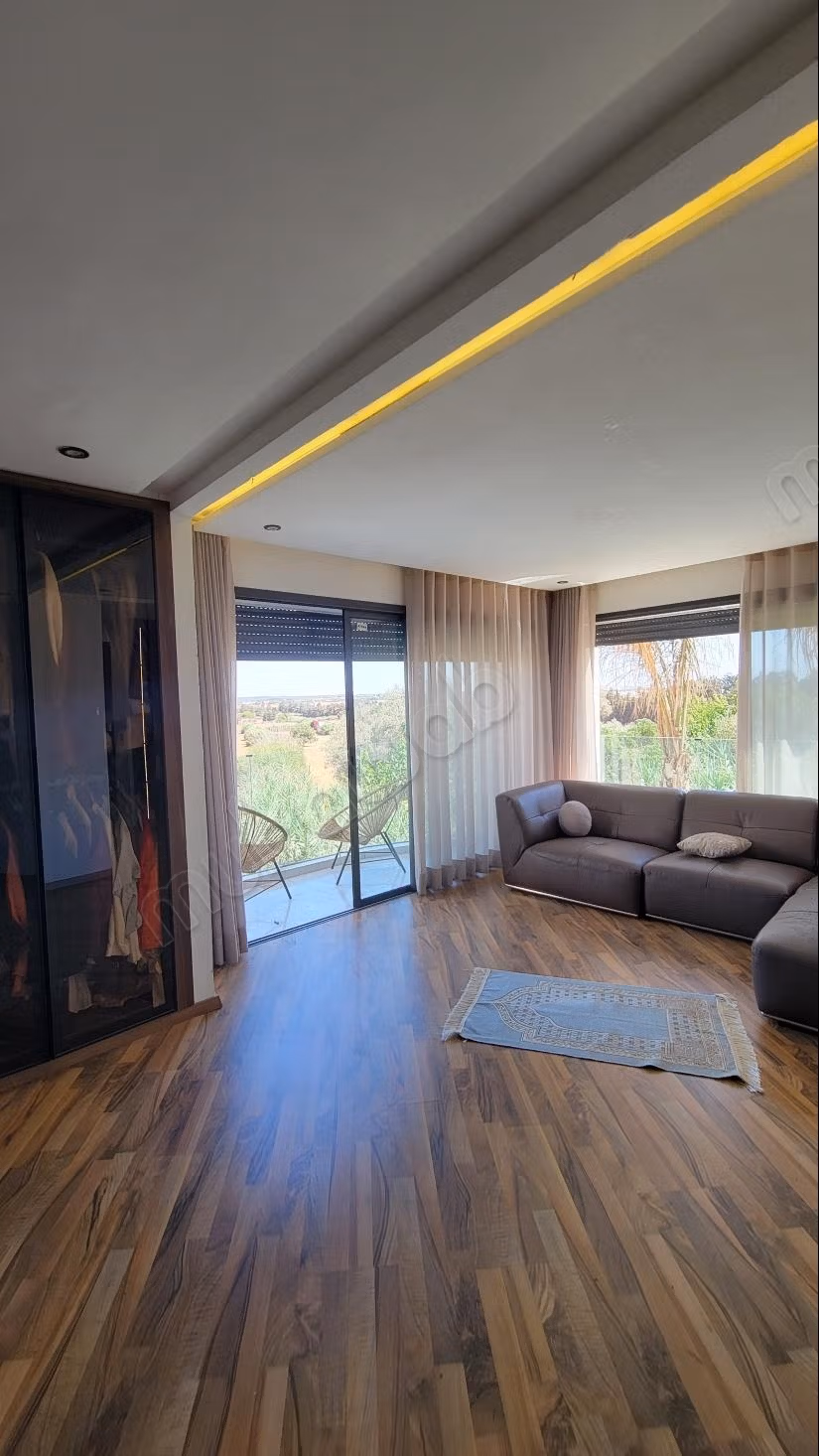 Villa neuve d'exception à vendre – Lotissement Messoudi, Skhirat Témara
