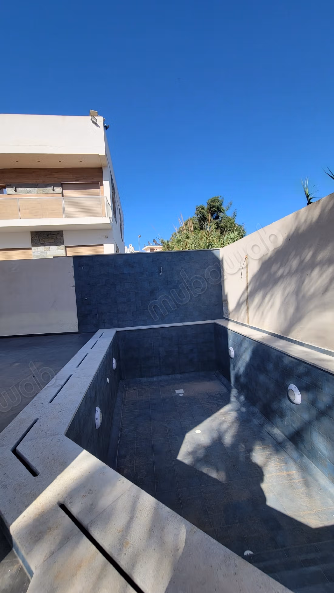 Villa neuve d'exception à vendre – Lotissement Messoudi, Skhirat Témara