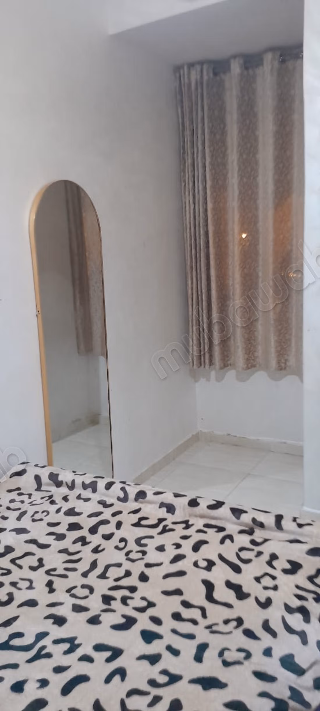 Sell apartment in Bouskoura. Total area 54 m². Security door, satellite dish