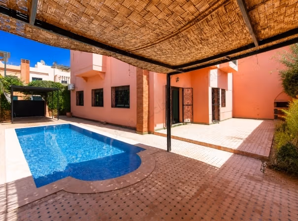 Villa Résidentielle à Vendre à Targa Marrakech