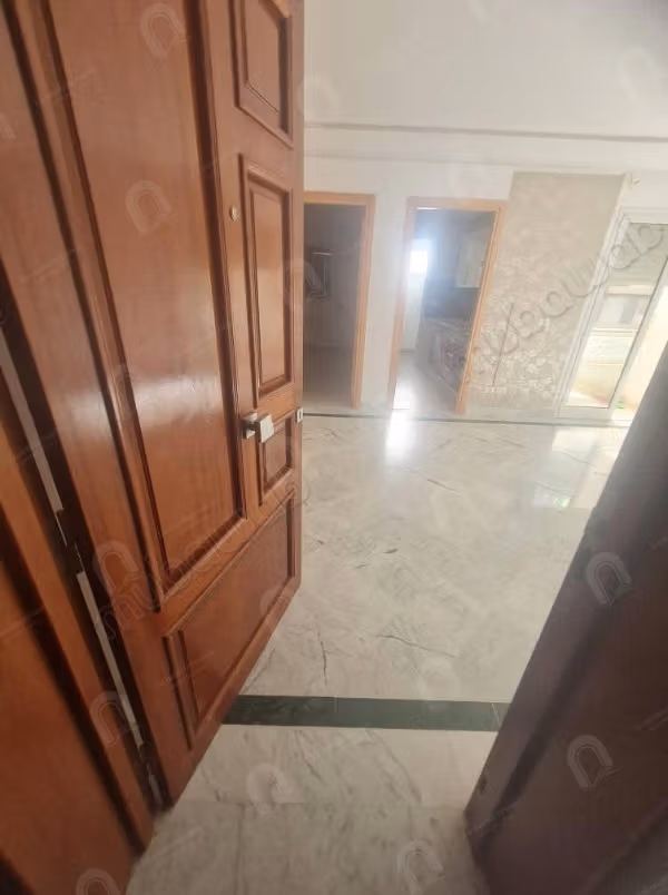 A louer un appartement s1 a cité ennaser 2