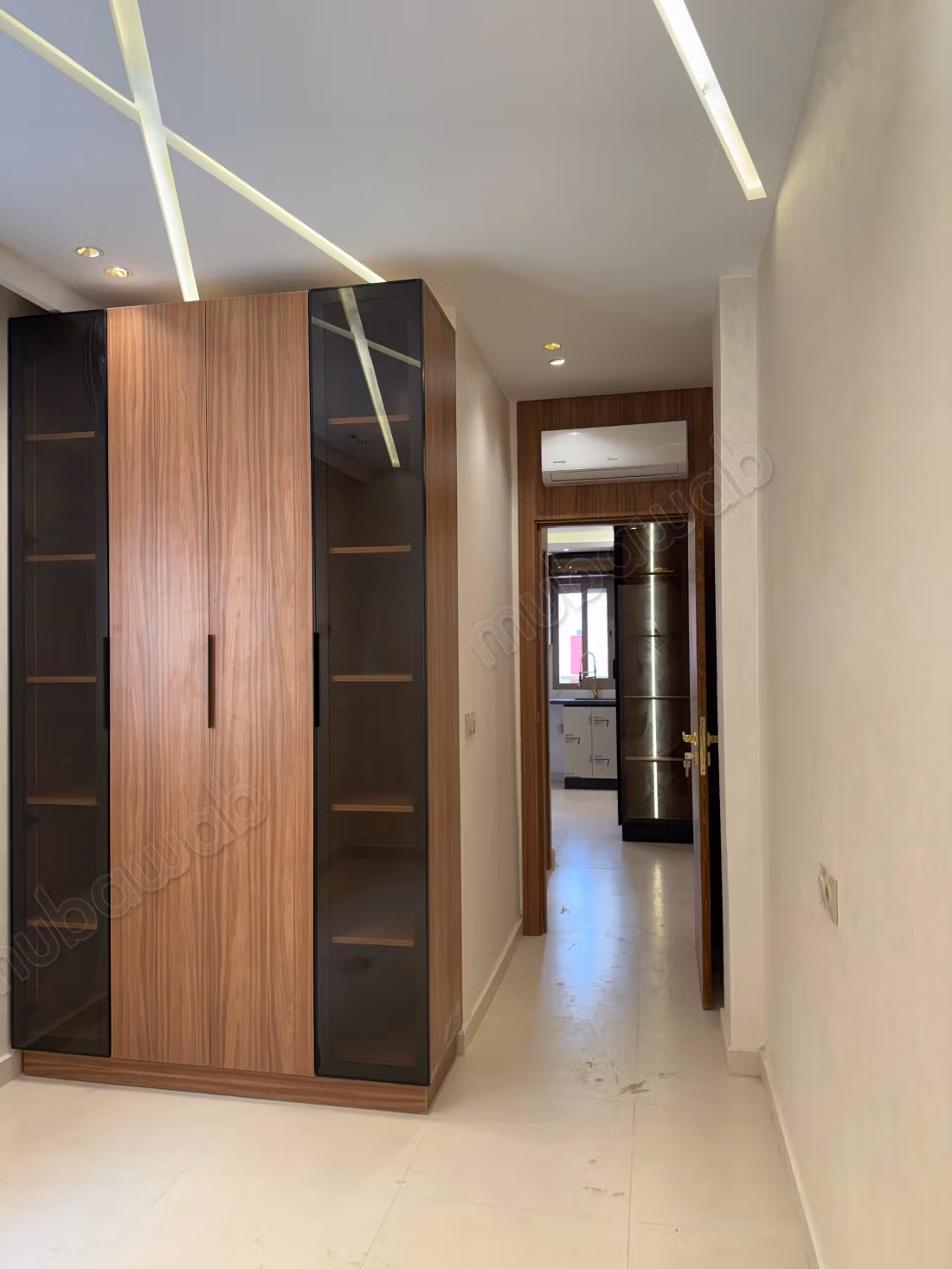 Vendre un appartement à Martil. 2 chambres merveilleuses. Services de conciergerie et climatisation