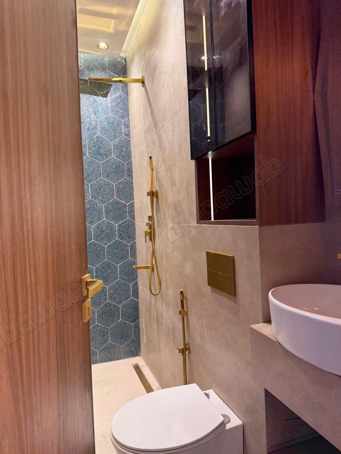 Vendre un appartement à Martil. 2 chambres merveilleuses. Services de conciergerie et climatisation