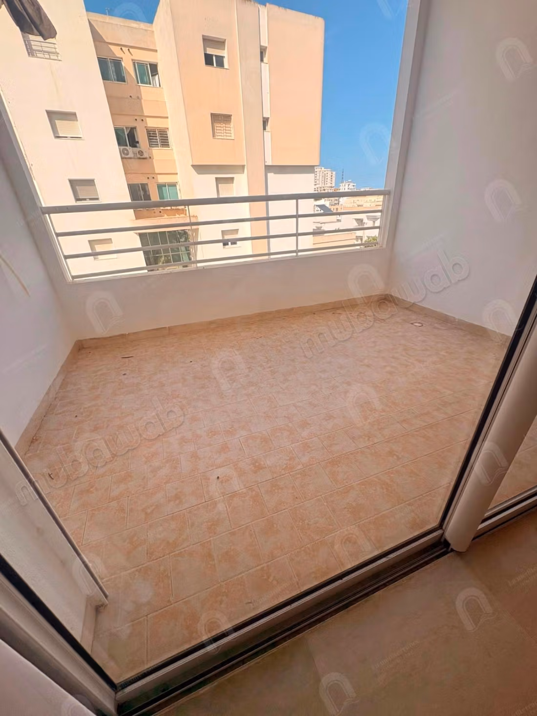 A louer un appartement s2 à jardin d'el menzah 2