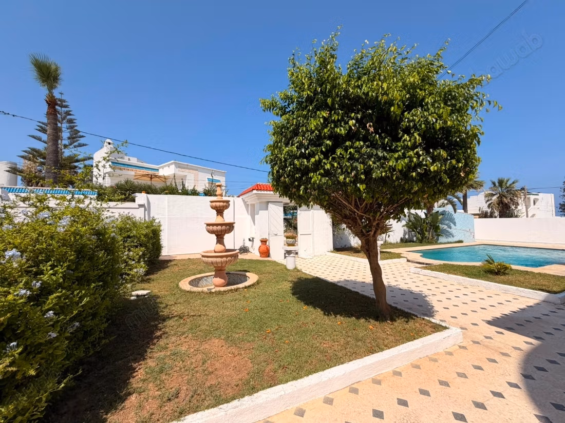 Villa S4 avec studio S2 a vendre a el fatha