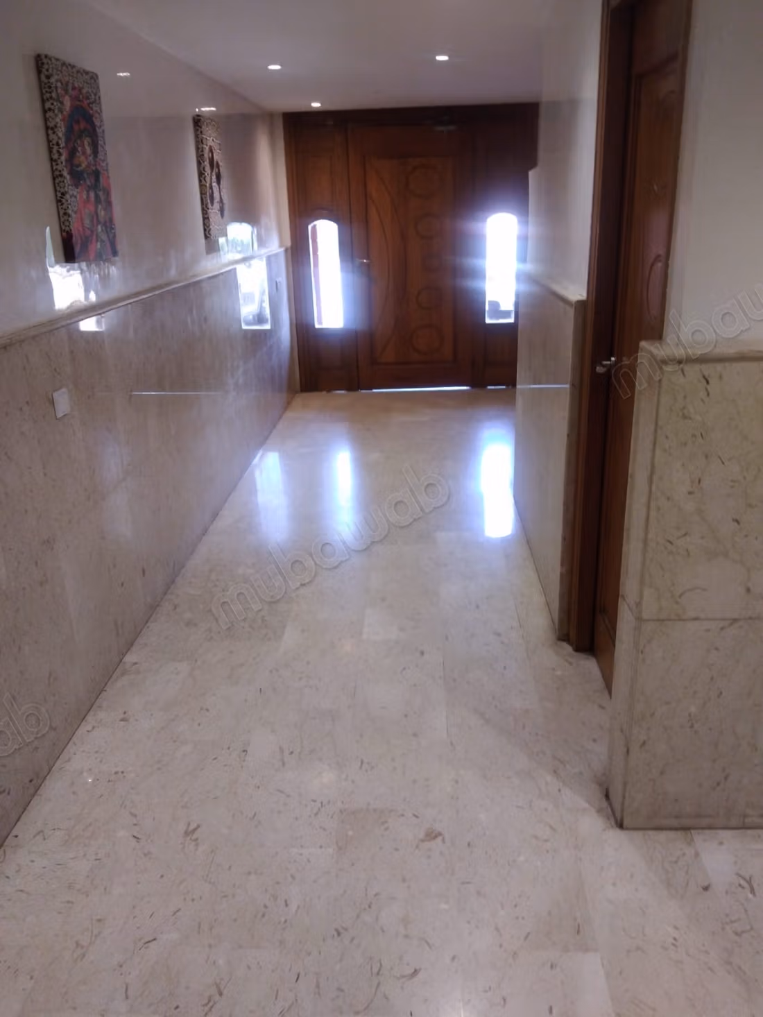 Vente d'un bel appartement à Oasis sud. 
2 pièces confortables. 
Bien meublé
