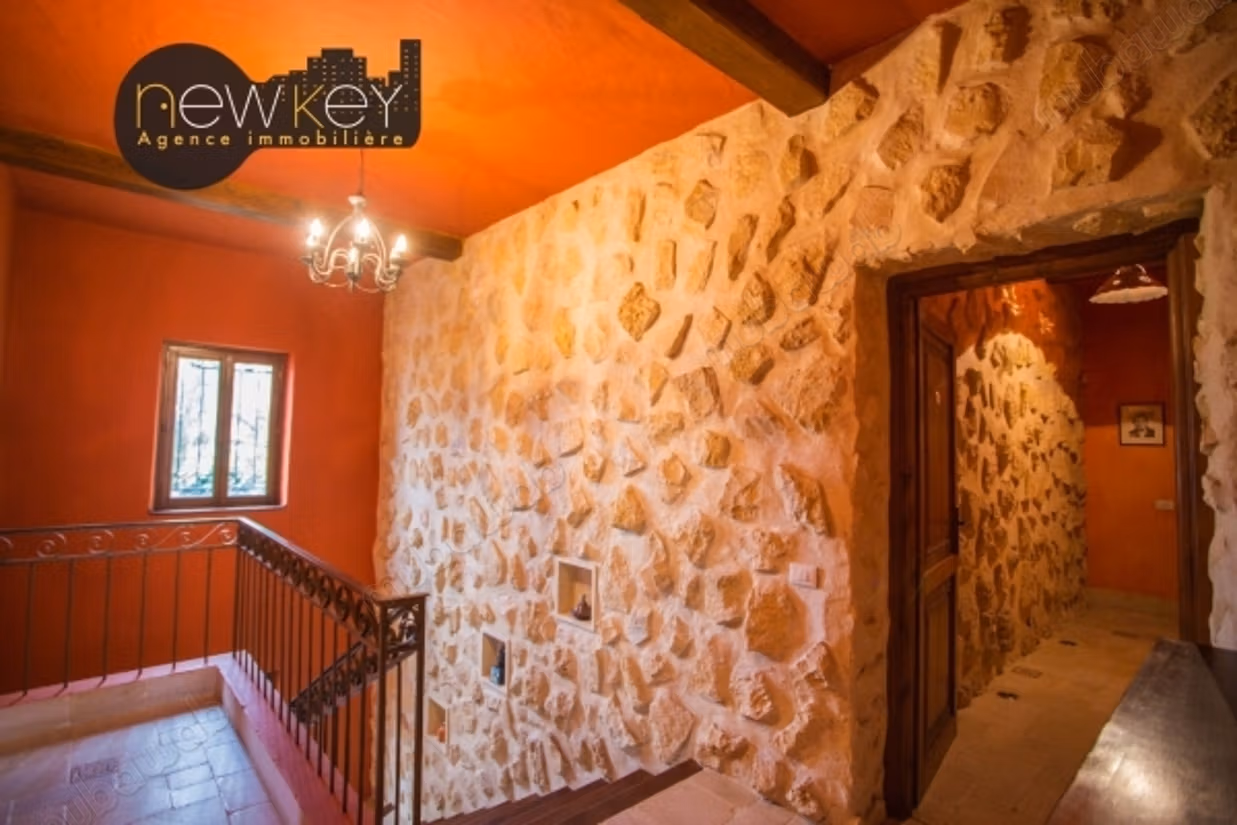Unique villa style rustique