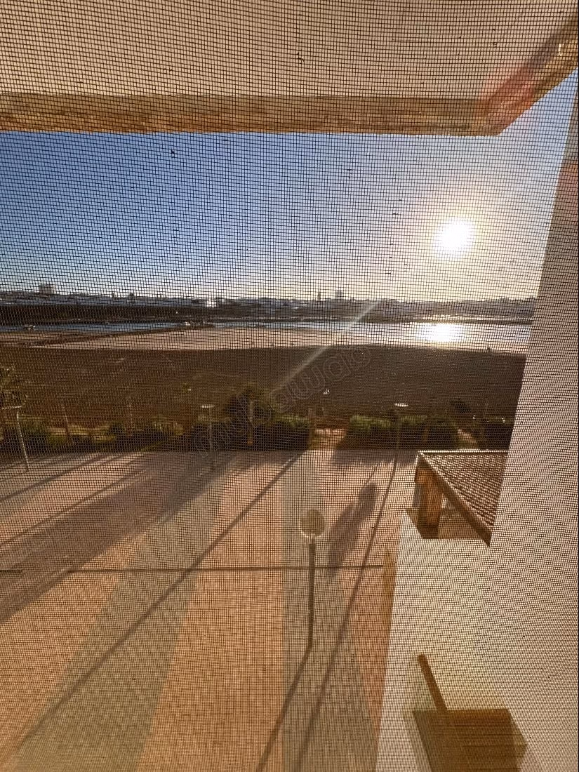 Bellissimo duplex in affitto con vista sul lago e sul mare
