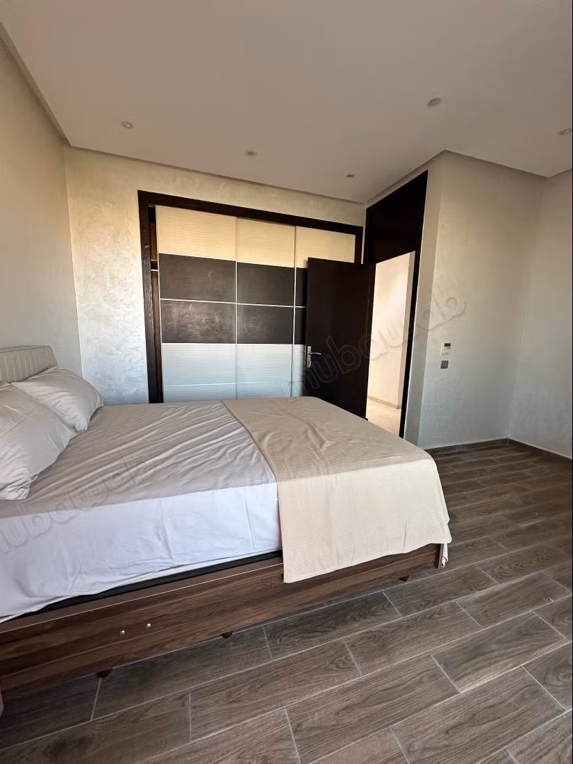 Bellissimo duplex in affitto con vista sul lago e sul mare