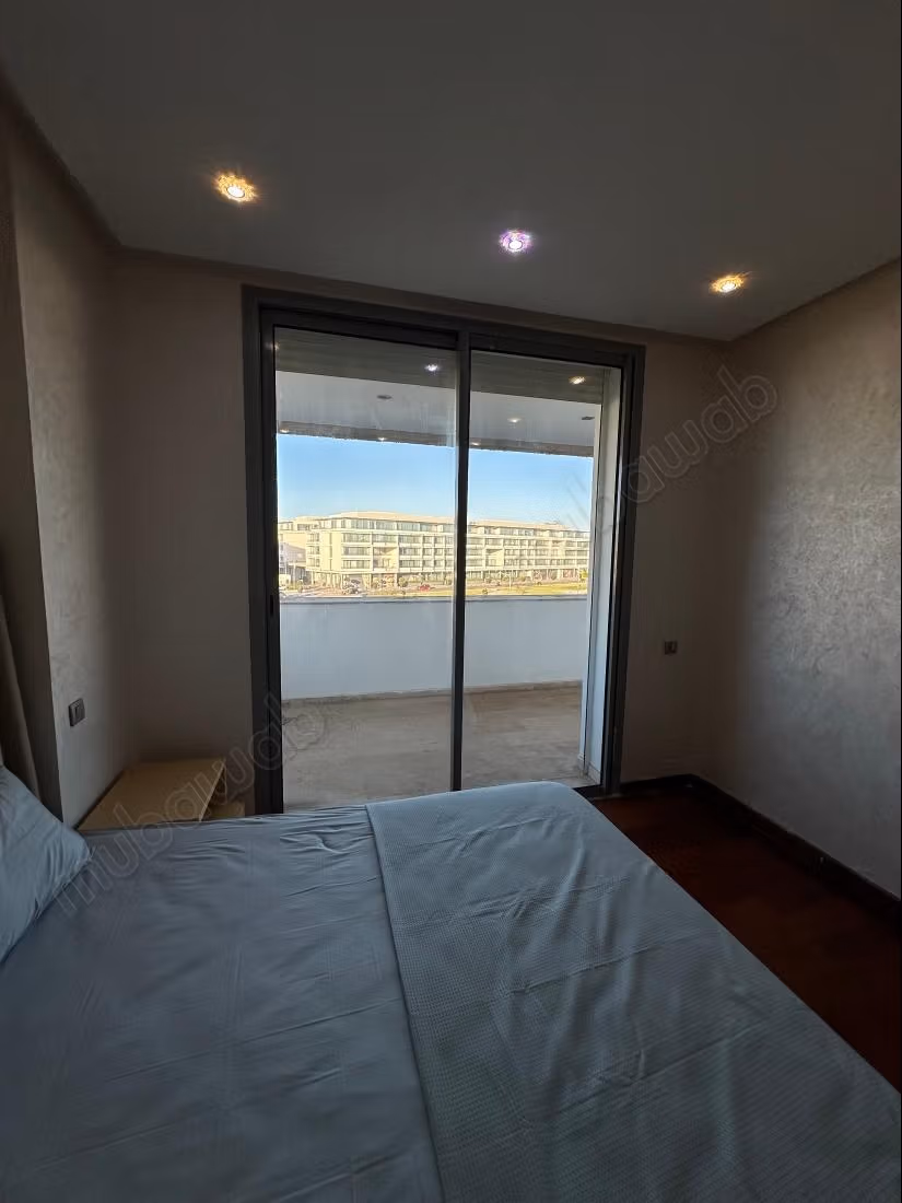 Bellissimo duplex in affitto con vista sul lago e sul mare