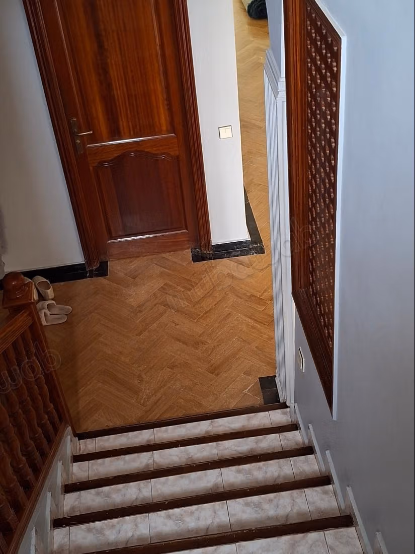 A vendre jolie villa en face du quartier CFC