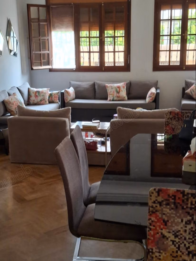 A vendre jolie villa en face du quartier CFC
