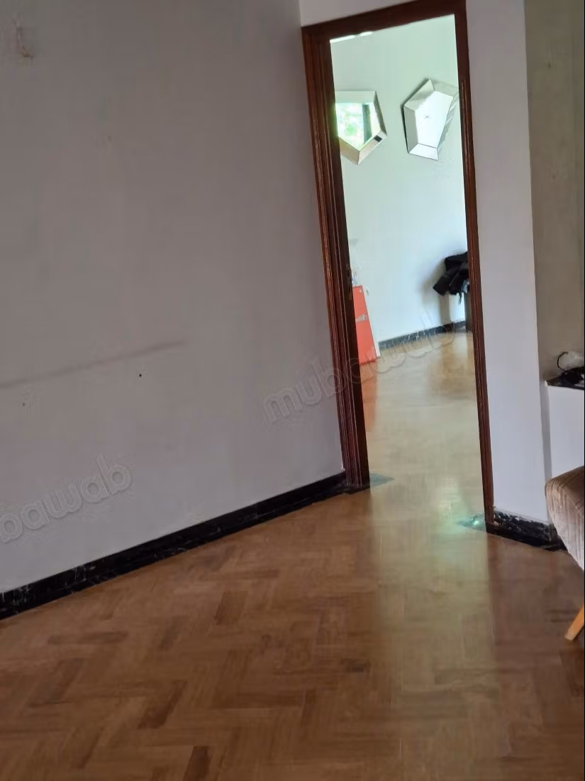 A vendre jolie villa en face du quartier CFC