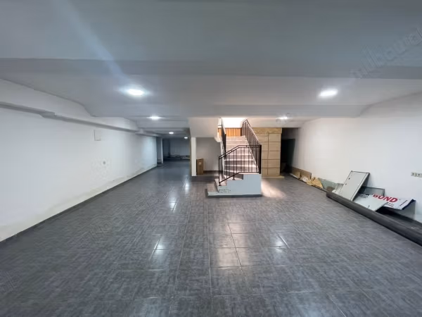 Commercial space of 250m on Zerktouni Boulevard