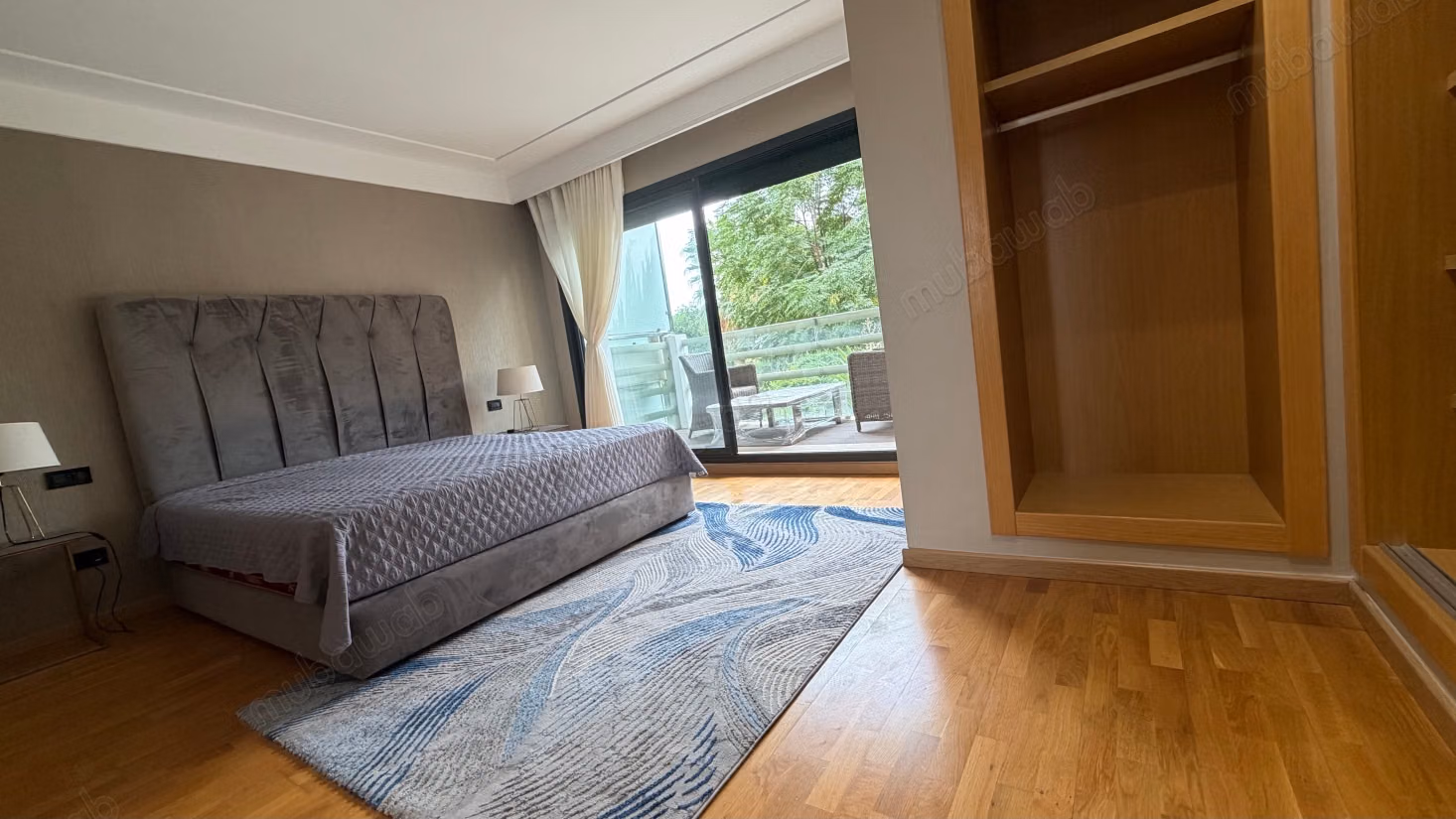 Appartement meublé de prestige avec solarium privatif