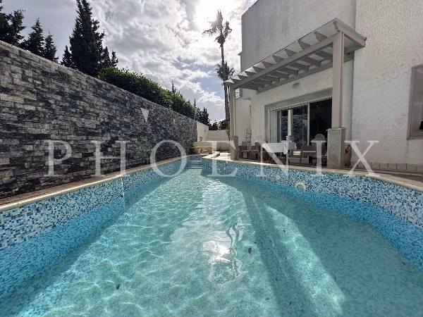 Villa S4 arredata con piscina a La Marsa