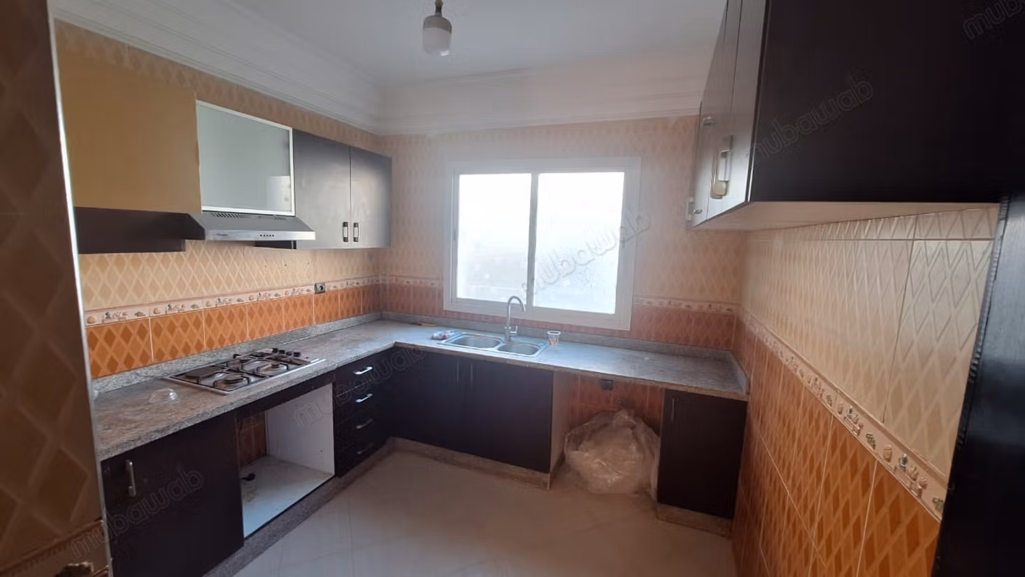 شقة جميلة في الطابق 1 (شباب عين السبع) 4000 درهم
