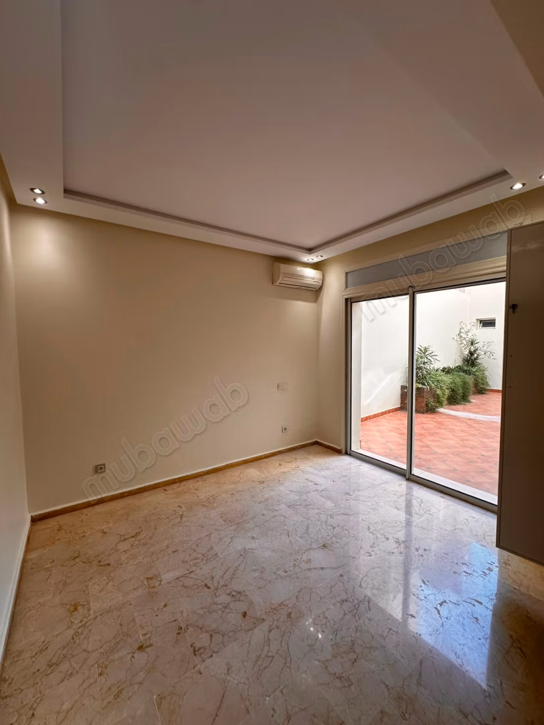 Bel appartamento in affitto in bd Ghandi