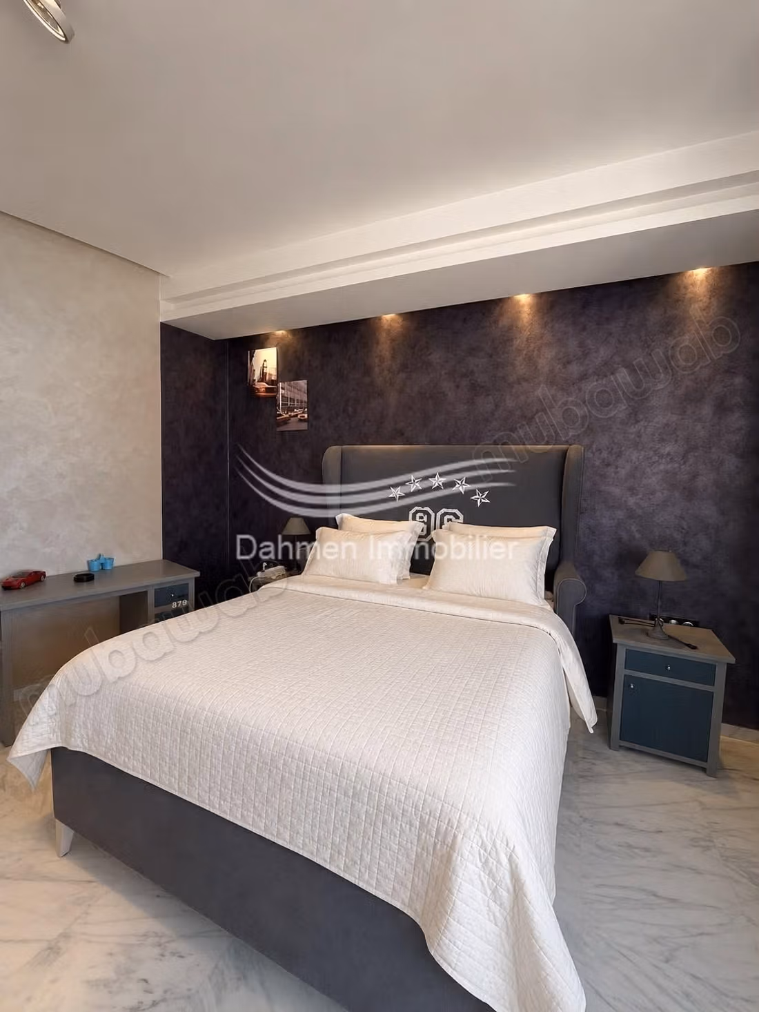 À VENDRE Duplex S4 de prestige, pieds dans l’eau