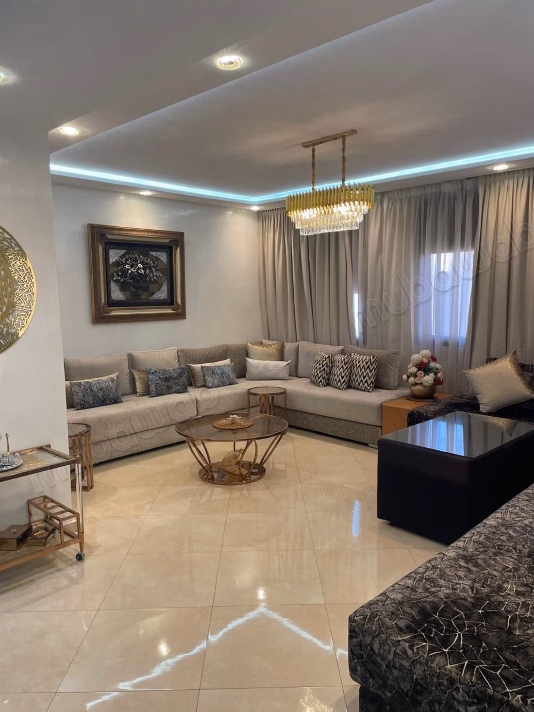 TE HUUR - Gemeubileerd Appartement in Mazola Ibn Sina
