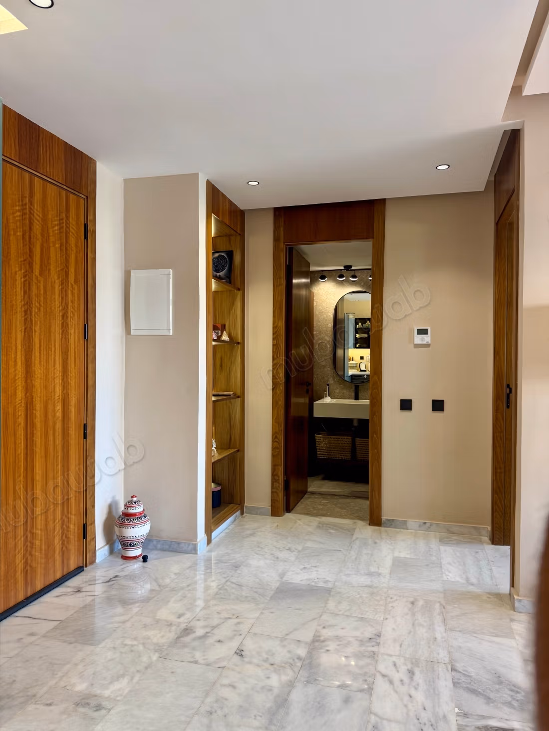  Studio arredato di alto livello in affitto 