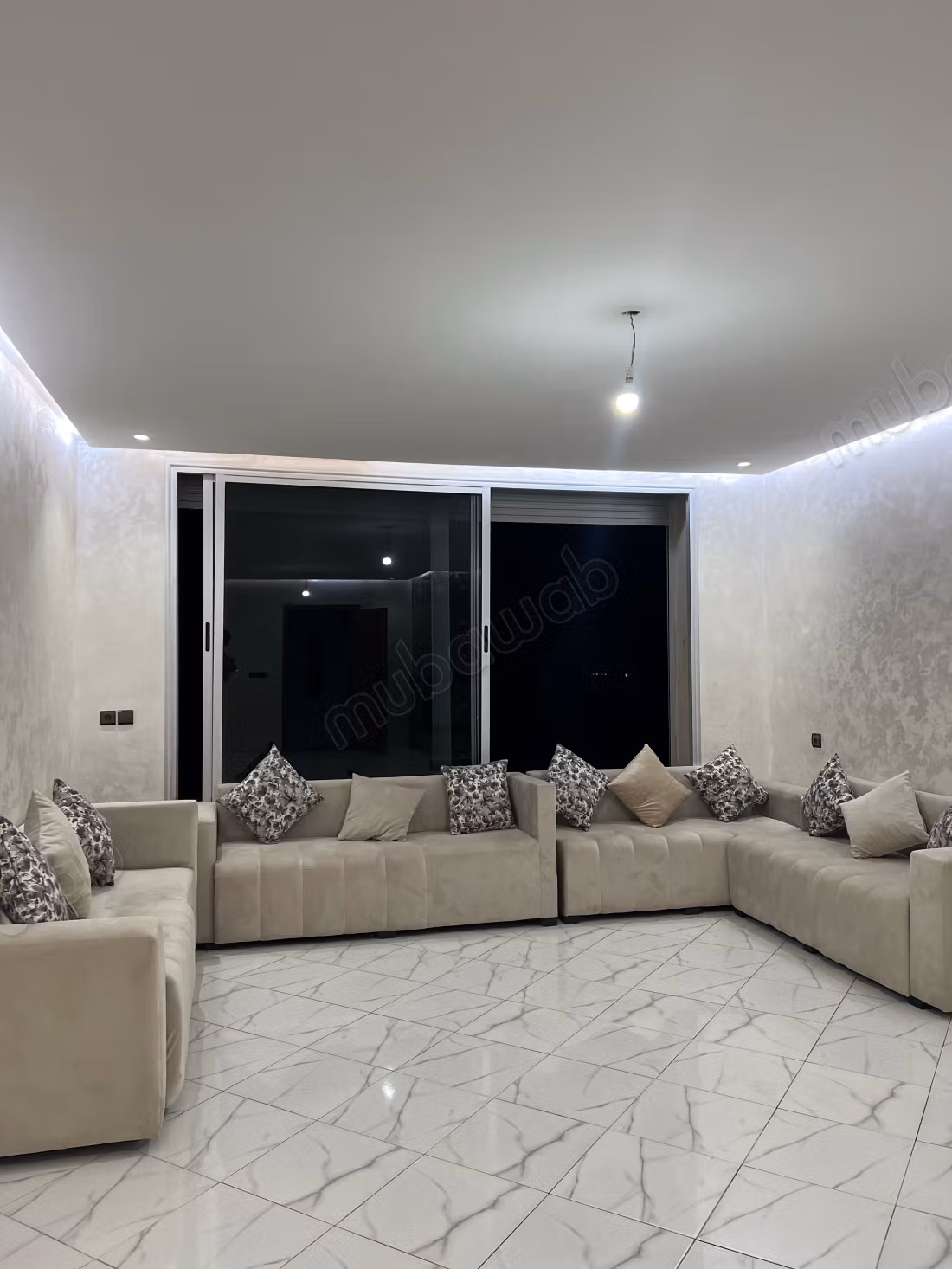 Casa di lusso in affitto a Ain Chkef 1 stanza. Porta blindata, sicurezza
