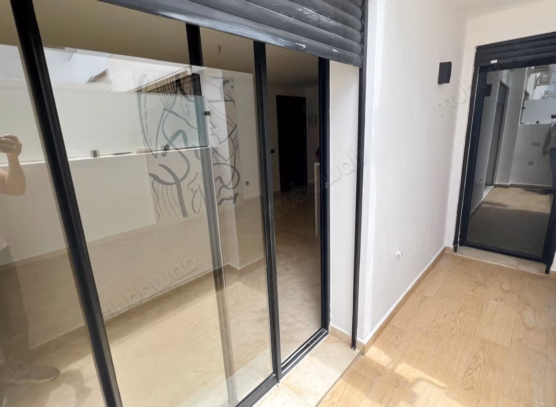 Nice empty studio for rent in Oasis Casablanca
