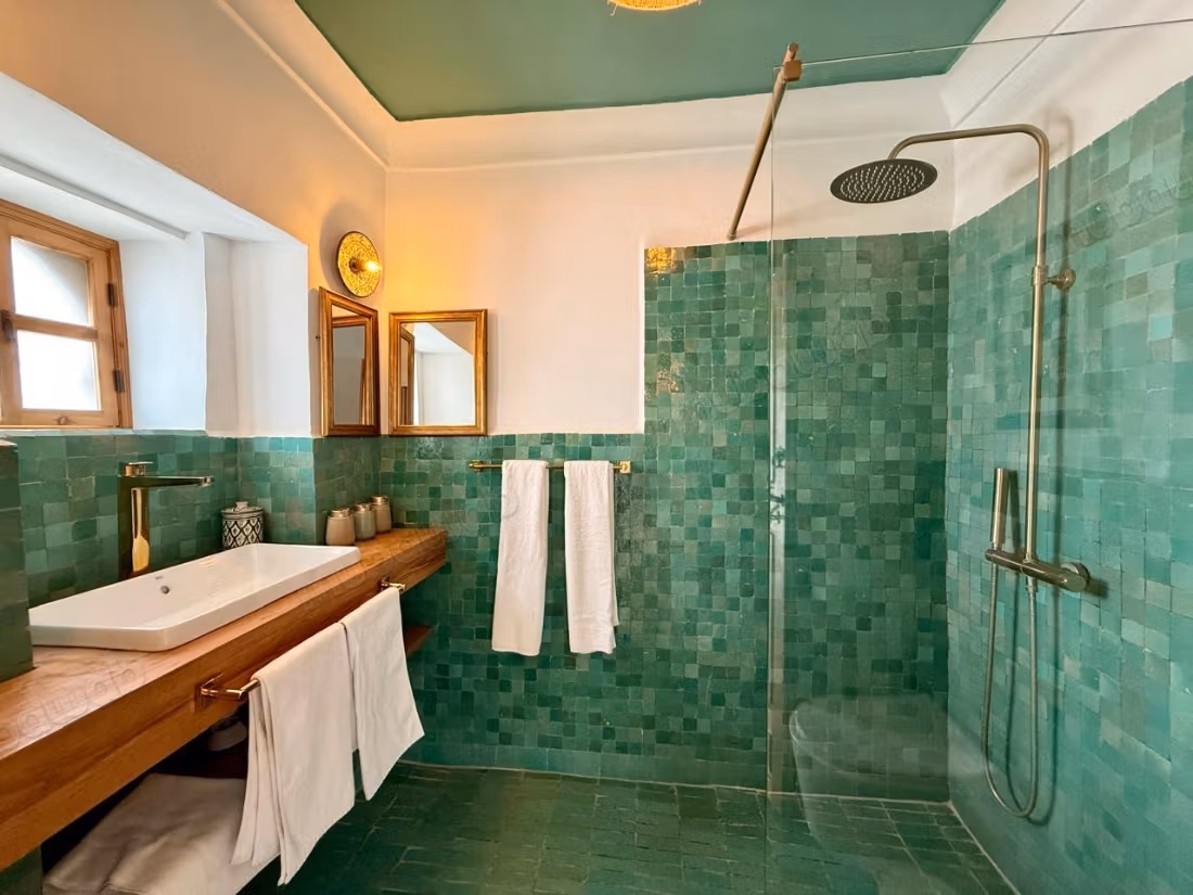 Gerestaureerde Riad 3 Slaapkamers Te Koop in Bab Ghmat VE26264